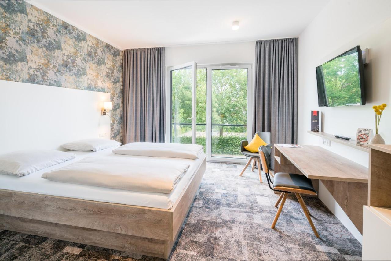 Stadthotel Lohne, Self Check In, Mit Baeckerei Und Cafe Lohne  Luaran gambar
